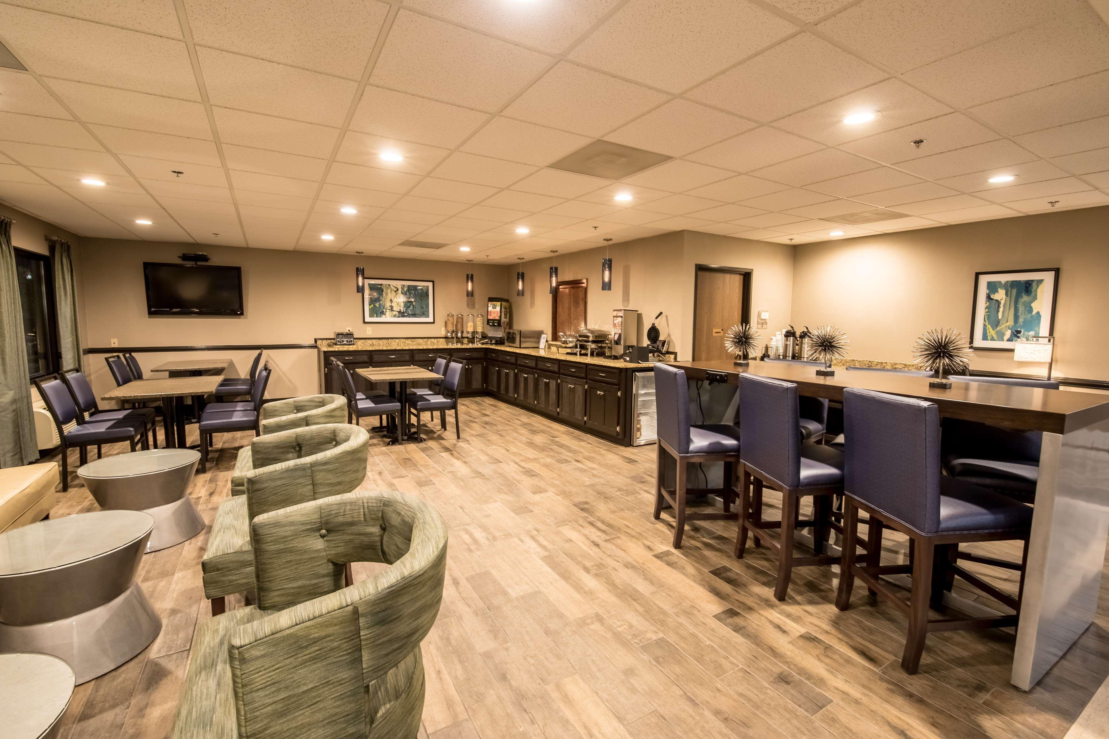 Best Western Augusta West Exterior foto