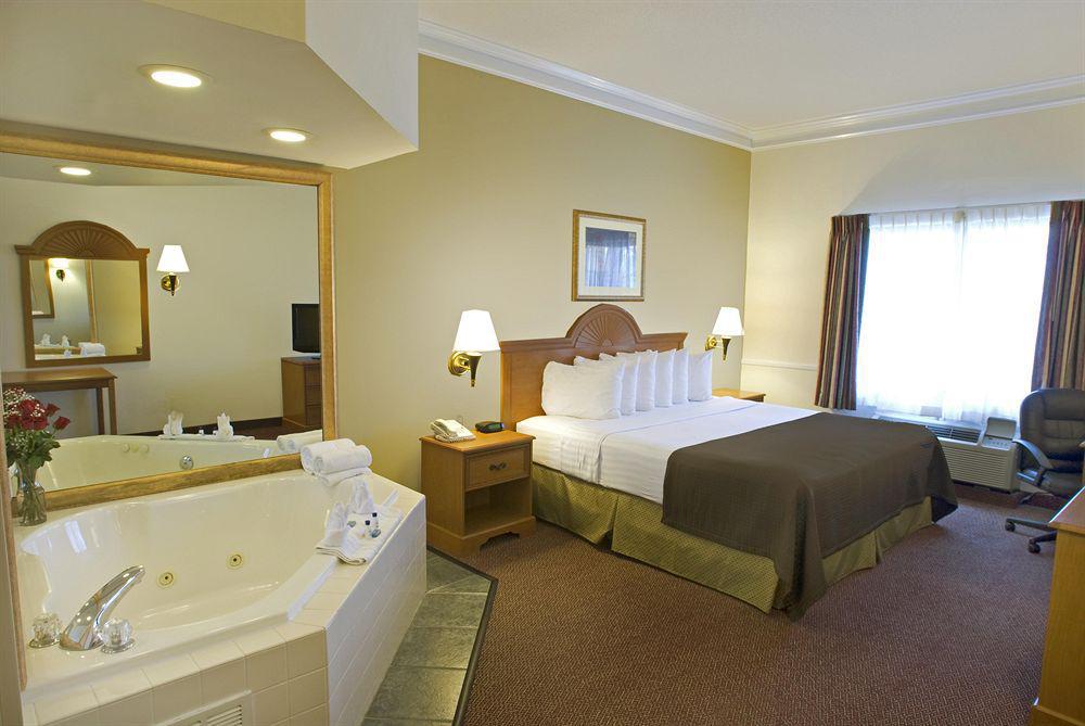 Best Western Augusta West Habitación foto